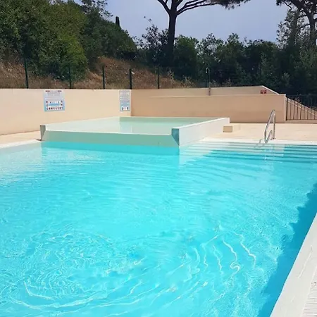 Beautiful With Pool In سانت ماكسيم